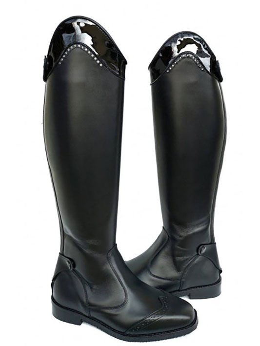 Díjugrató csizma - Hátul cipzáras fűző nélkül