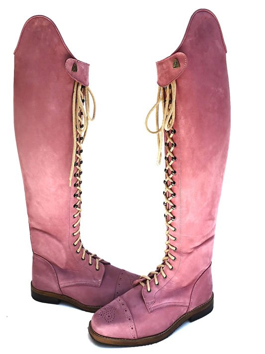 Díjlovas csizma - Végig fűzős