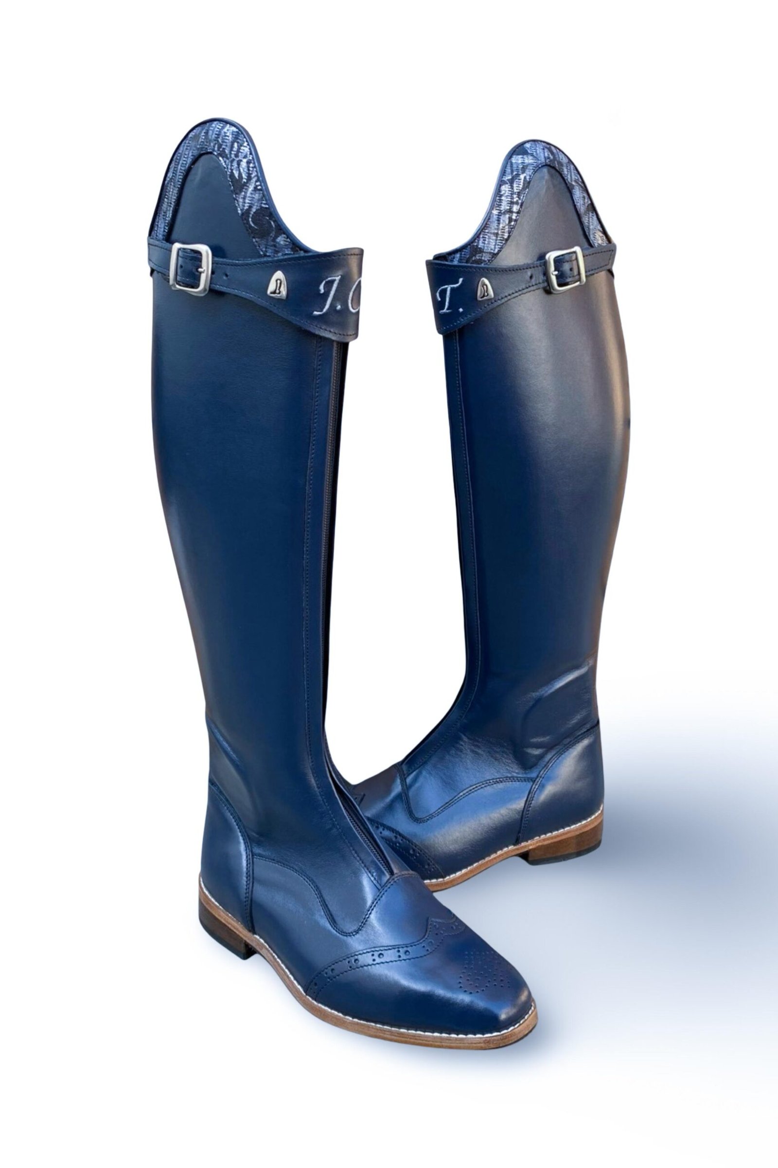 POLO AURA– SPORTOS ELEGANCIA, MAXIMÁLIS KÉNYELEMMEL - Image 12
